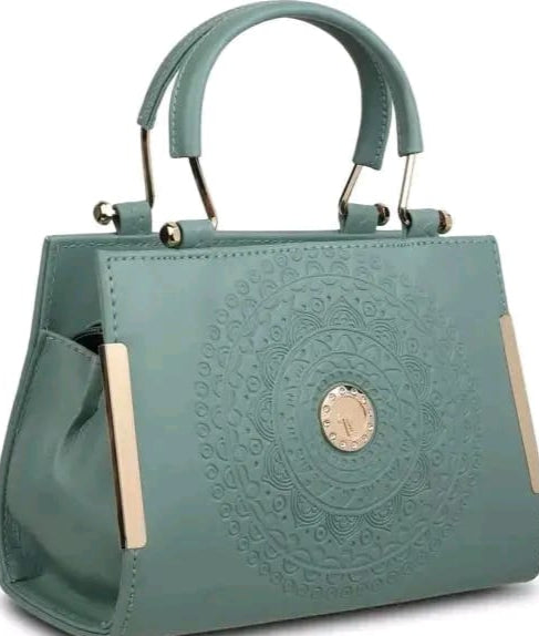 Voguish Alluring Women Slingbags